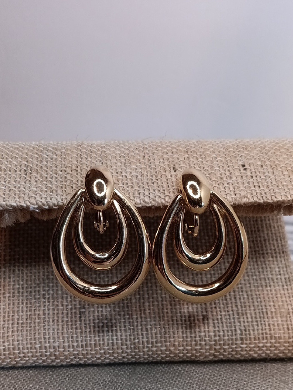 Avon Shiny Gold Doorknocker Clip-On Earrings Vintage